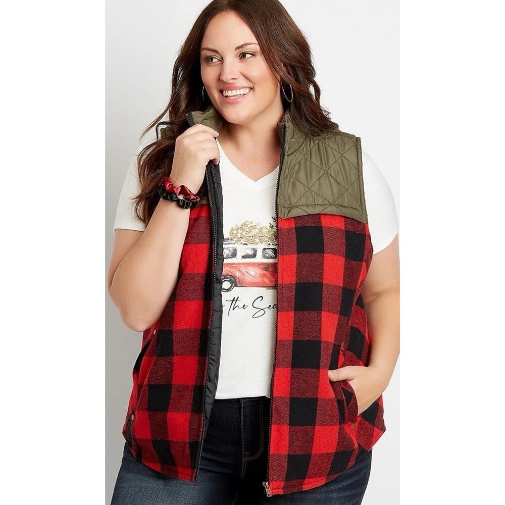 Maurice’s Red Buffalo Plaid Flannel Puffer Zip Up Vest Size XL Outdoors Hunting